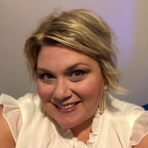 Meet your Posher, Jeny